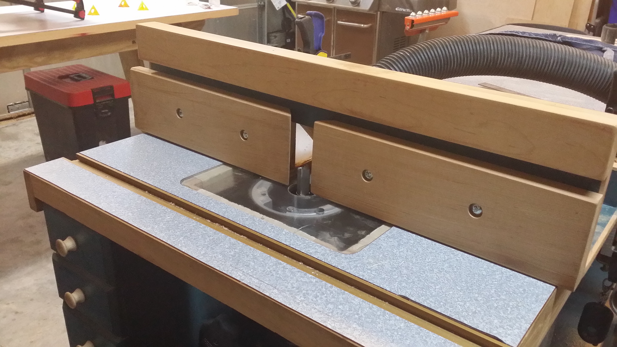 My router table, built as an extension wing on the table saw.